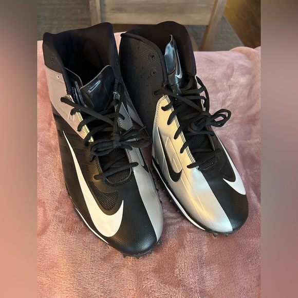 Nike Men's Vapor Pro Football Cleats - Picture 2 of 6